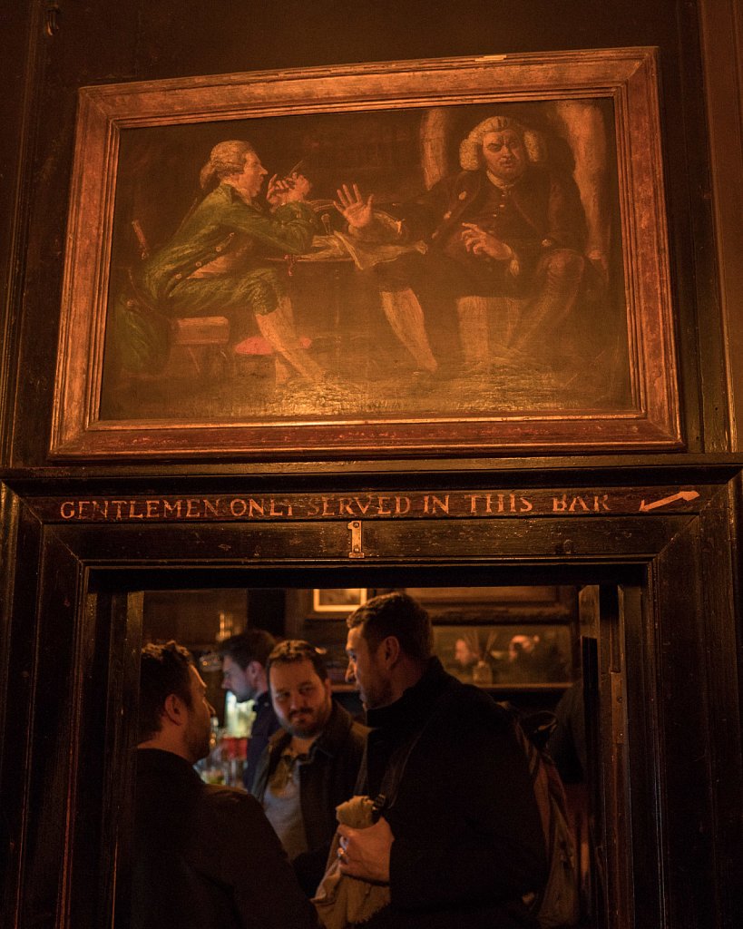 Ye Olde Cheshire Cheese (the English bloke and his crazy French friends pictured adopted me for an impromptu pub crawl after this)