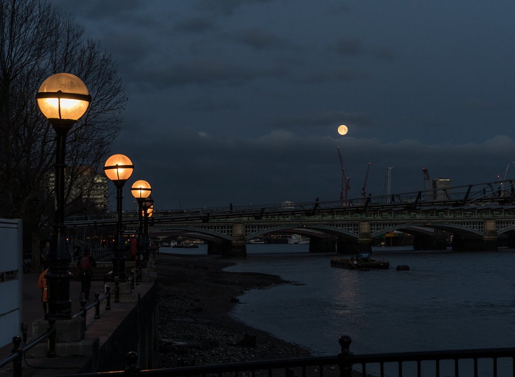 The eclipse wasn't visible from London, but I did get to see the blue supermoon set over the Thames